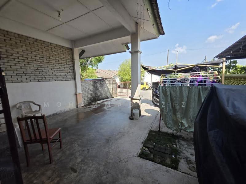 Terraced House for Sale in Kuantan (Pahang) - Mohammad Azizi - Exterior - PropertyGuru.com.my