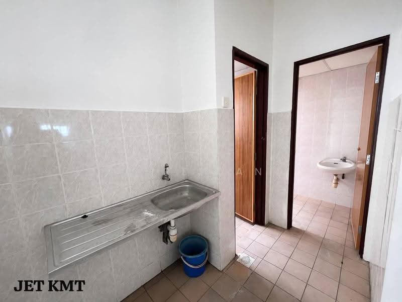 Shop / Office for Rent in Bandar Baru Klang (Klang) - Andrew Ang - Bathroom - PropertyGuru.com.my