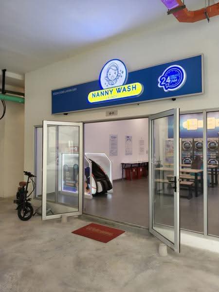 Kondominium untuk Disewa di Residensi Sateria - CK Chong - Entrance - PropertyGuru.com.my