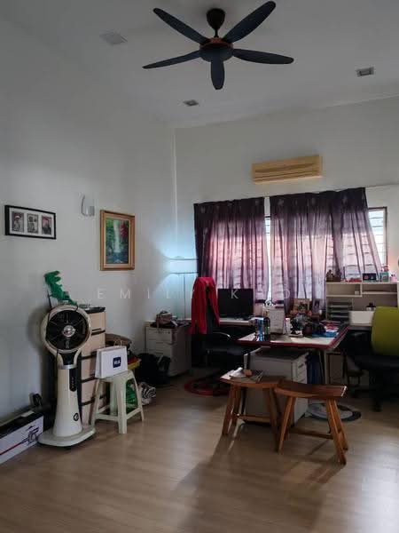 2-storey Terraced House for Sale in Shah Alam (Selangor) - Emily Kho - Study - PropertyGuru.com.my