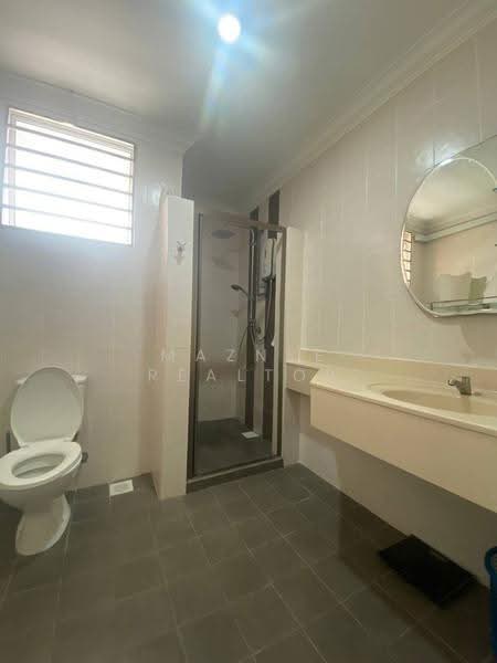 Rumah Teres 2-Tingkat untuk Disewa di Alam Budiman (Shah Alam) - Maznee Realtor - Bathroom - PropertyGuru.com.my