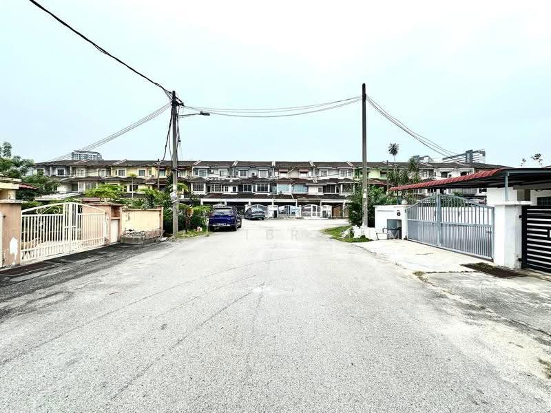 Townhouse for Sale in Bandar Damai Perdana (Cheras) - Azli Ibrahim - Exterior - PropertyGuru.com.my