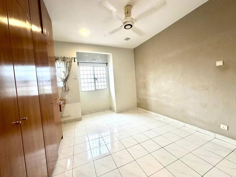 Townhouse for Sale in Bandar Damai Perdana (Cheras) - Azli Ibrahim - Bedroom - PropertyGuru.com.my