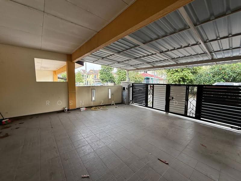 Rumah Teres 2-Tingkat untuk Dijual di Kota Puteri Seksyen 5 (Batu Arang) - Rosniza Tanidi - Exterior - PropertyGuru.com.my