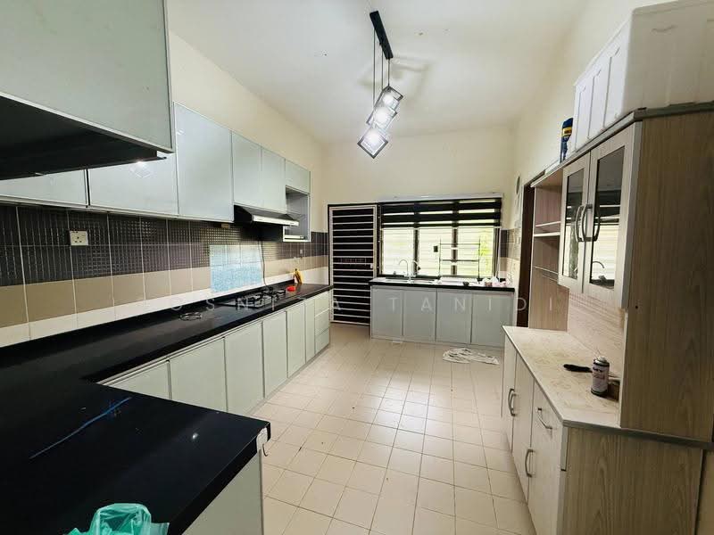 Rumah Teres 2-Tingkat untuk Dijual di Kota Puteri Seksyen 5 (Batu Arang) - Rosniza Tanidi - Kitchen - PropertyGuru.com.my