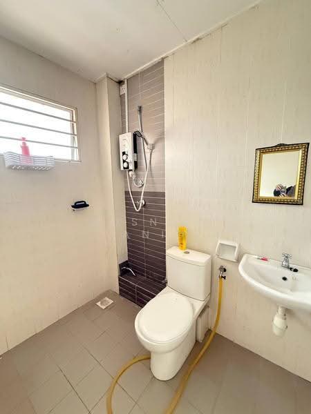 Rumah Teres 2-Tingkat untuk Dijual di Kota Puteri Seksyen 5 (Batu Arang) - Rosniza Tanidi - Bathroom - PropertyGuru.com.my