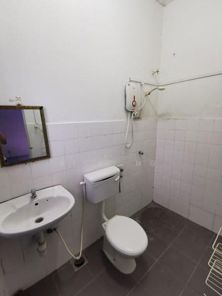 Terraced House for Sale in Bandar Mahkota Cheras (Cheras) - Ricky Ng - Bathroom - PropertyGuru.com.my