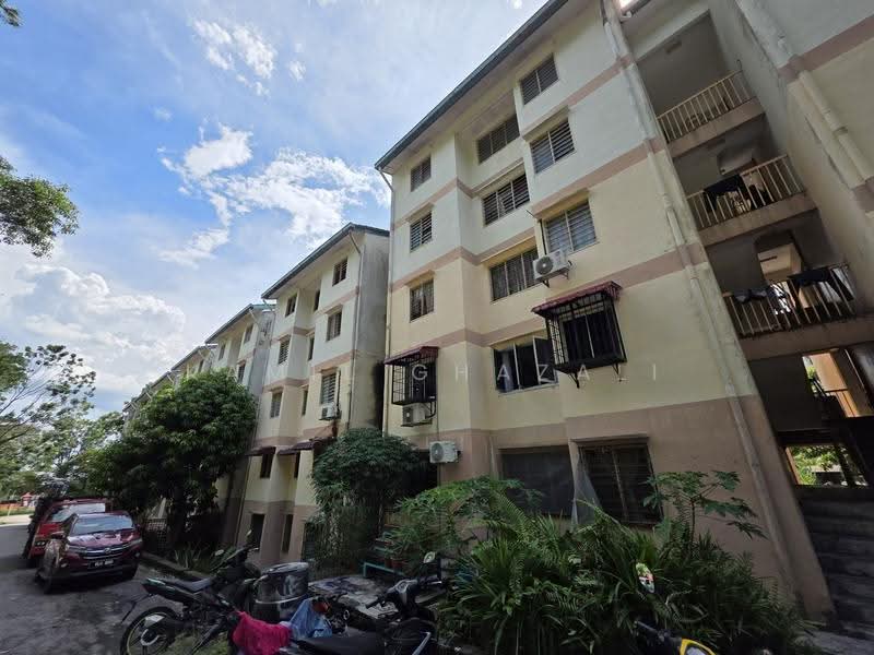 Apartment for Sale at Pangsapuri Makmur - Kamil Ghazali - Exterior - PropertyGuru.com.my