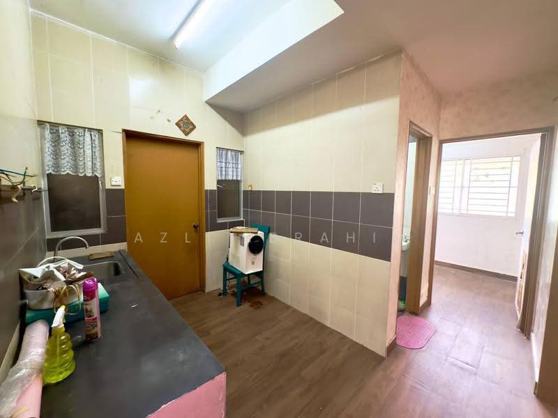 2-storey Terraced House for Sale in Bandar Damai Perdana (Cheras) - Azli Ibrahim - Kitchen - PropertyGuru.com.my