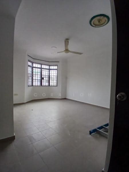 Rumah Teres 2-Tingkat untuk Dijual di Bandar Baru Permas Jaya (Permas Jaya) - Cora Loh - Living Room - PropertyGuru.com.my