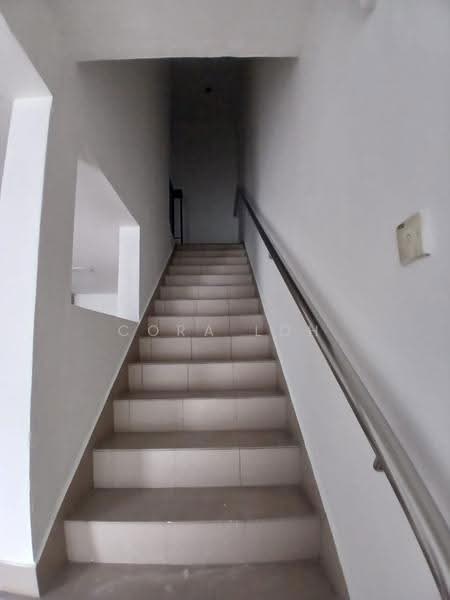Rumah Teres 2-Tingkat untuk Dijual di Bandar Baru Permas Jaya (Permas Jaya) - Cora Loh - Corridor - PropertyGuru.com.my