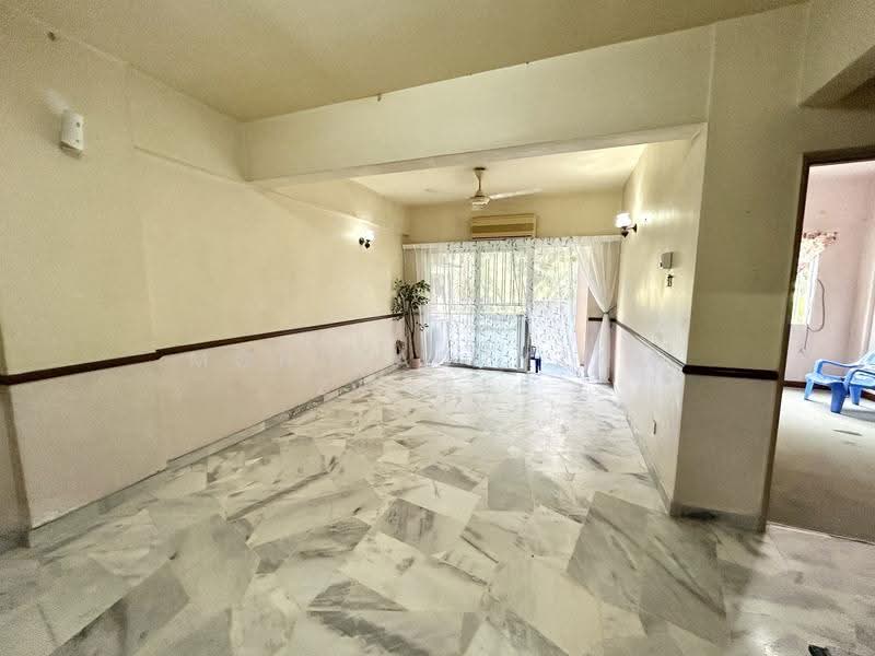 Kondominium untuk Dijual di Sri Permata - Mohd Adryzam - Living Room - PropertyGuru.com.my