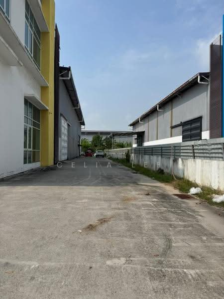 Semi-D Factory for Rent in Kawasan Perindustrian Sungai Puloh (Kapar) - Celia Lee - Exterior - PropertyGuru.com.my