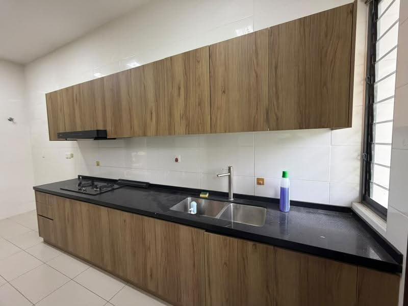 Rumah Berkembar untuk Disewa di Eco Sanctuary (Telok Panglima Garang) - Chris Lee - Kitchen - PropertyGuru.com.my