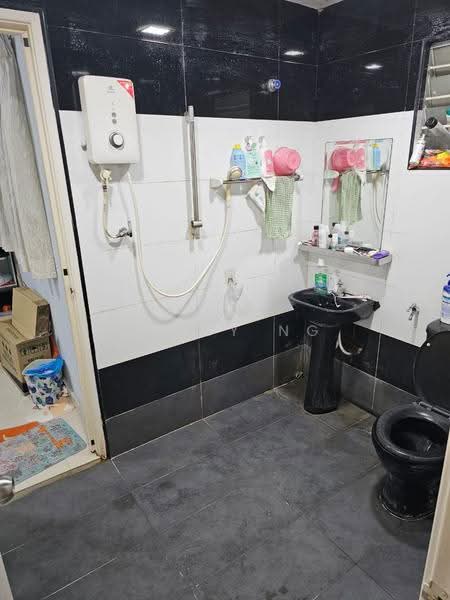 2-storey Terraced House for Sale in Bandar Damai Perdana (Cheras) - Jimmy Ng - Bathroom - PropertyGuru.com.my