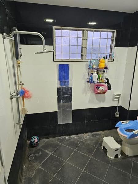 2-storey Terraced House for Sale in Bandar Damai Perdana (Cheras) - Jimmy Ng - Bathroom - PropertyGuru.com.my