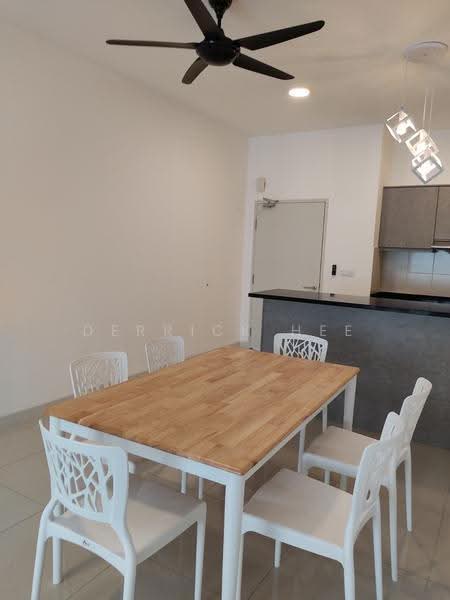 Kediaman Servis untuk Disewa di Savanna Executive Suite @ Southville City - Derrick Hee - Dining Room - PropertyGuru.com.my
