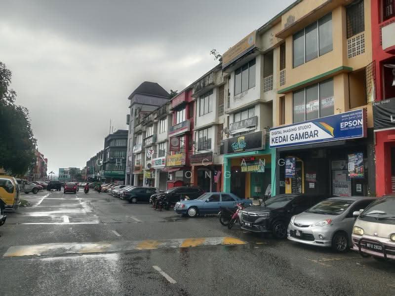 Kedai untuk Disewa di Bandar Seri Putra (Bangi) - Cheen Chang Leong - Exterior - PropertyGuru.com.my