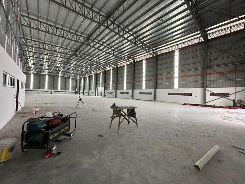 Detached Factory for Rent in Shah Alam (Selangor) - Topman Cheong - Interior - PropertyGuru.com.my