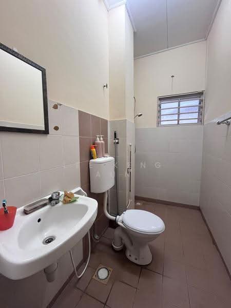 2-storey Terraced House for Sale in Klang (Selangor) - Lee Keng Aun - Bathroom - PropertyGuru.com.my