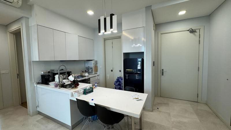 Kediaman Servis untuk Dijual di Vogue Suites One - Kent Tee - Kitchen - PropertyGuru.com.my