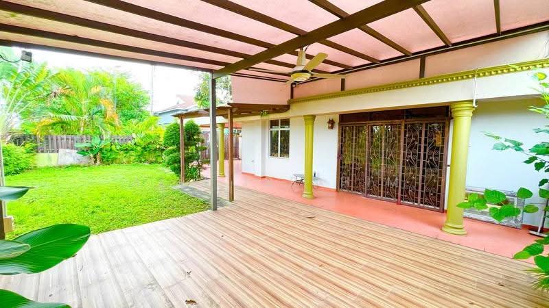Rumah Teres 2-Tingkat untuk Dijual di Ukay Bistari (Ulu Kelang) - Azli Ibrahim - Exterior - PropertyGuru.com.my