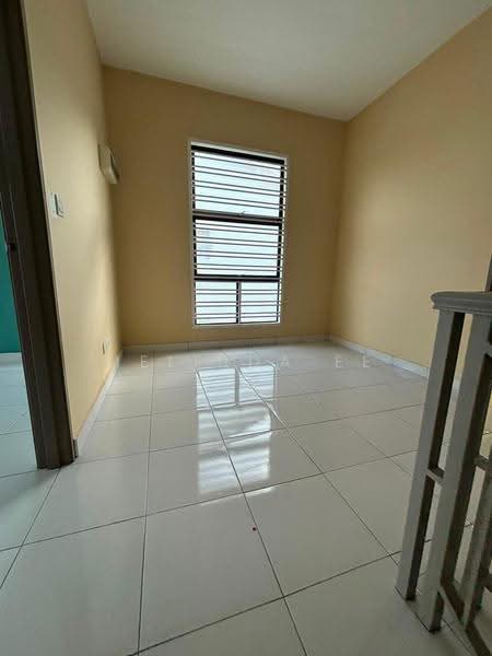 2-storey Terraced House for Sale in Bandar Tiram (Ulu Tiram) - Melinda Ee - Interior - PropertyGuru.com.my