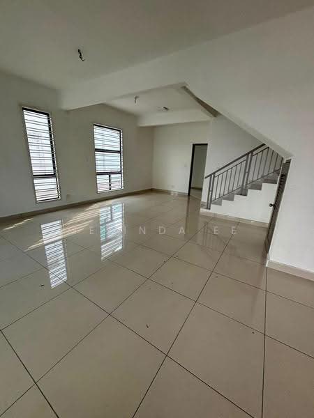 2-storey Terraced House for Sale in Bandar Tiram (Ulu Tiram) - Melinda Ee - Interior - PropertyGuru.com.my