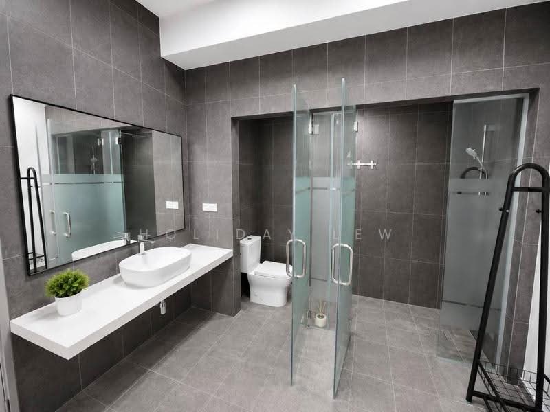 Kediaman Servis untuk Disewa di Astoria Ampang - Holiday Lew - Bathroom - PropertyGuru.com.my
