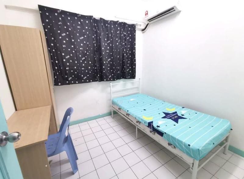 2-storey Terraced House for Sale in Taman Seri Bahtera (Kuala Lumpur) - Kew . - Bedroom - PropertyGuru.com.my