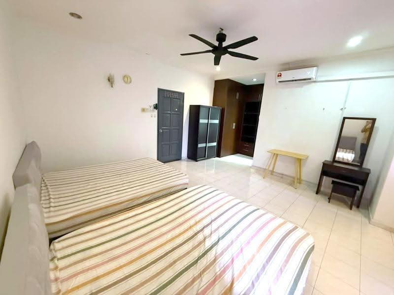2-storey Terraced House for Sale in Taman Seri Bahtera (Kuala Lumpur) - Kew . - Bedroom - PropertyGuru.com.my
