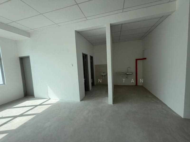 Kedai untuk Disewa di Kampung Tanjung Kupang (Gelang Patah) - Christine Tan - PropertyGuru.com.my