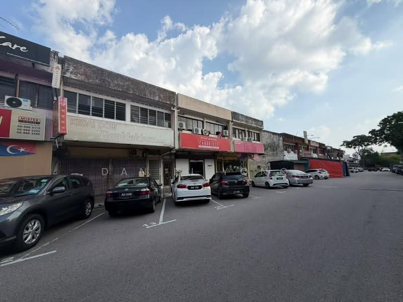 Shop for Rent in Permas Jaya (Johor) - Daniel Yong - Exterior - PropertyGuru.com.my