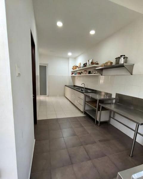 Rumah Teres 2-Tingkat untuk Dijual di Taman Setia Indah (Tebrau) - Chia Shien Lim - Kitchen - PropertyGuru.com.my