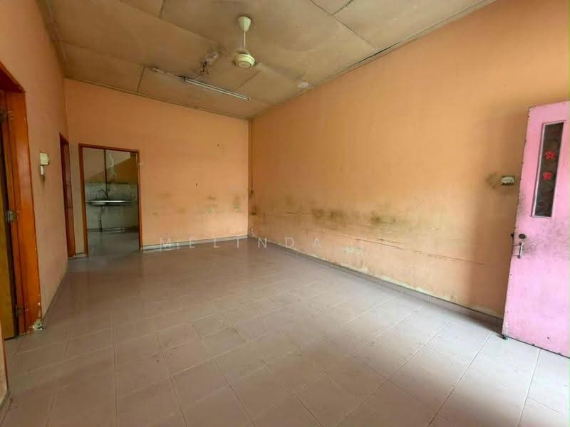 1-storey Terraced House for Sale in Taman Abad (Johor Bahru) - Melinda Ee - Interior - PropertyGuru.com.my