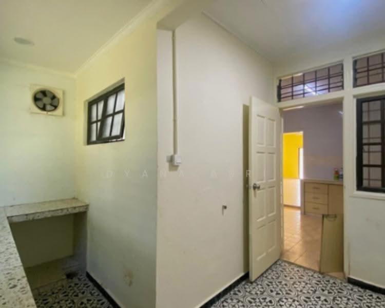 Rumah Teres 2-Tingkat untuk Disewa di Bukit Jelutong (Shah Alam) - Dyana Asri - Interior - PropertyGuru.com.my