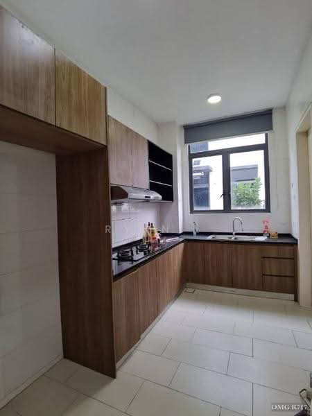 Bungalow House untuk Disewa di Eco Ardence (Setia Alam) - Ryan . - Kitchen - PropertyGuru.com.my