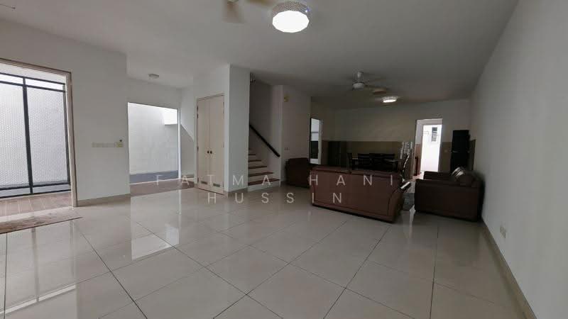 Rumah Teres 2.5-Tingkat untuk Dijual di Putrajaya (Putrajaya) - Fatma Hani Hussin - Living Room - PropertyGuru.com.my