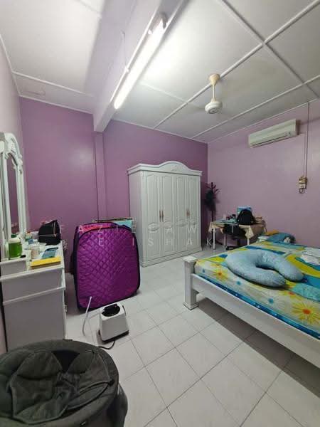 Bungalow House for Sale in Kuantan (Pahang) - Fazielawatie Ishak - Bedroom - PropertyGuru.com.my