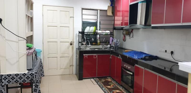 Zero-Lot Bungalow for Sale in Seremban (Negeri Sembilan) - Hj Mohd Zaini - Kitchen - PropertyGuru.com.my