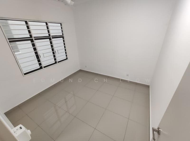 Kediaman Servis untuk Dijual di V-Residensi 5 - Edmund CH Leow - Interior - PropertyGuru.com.my
