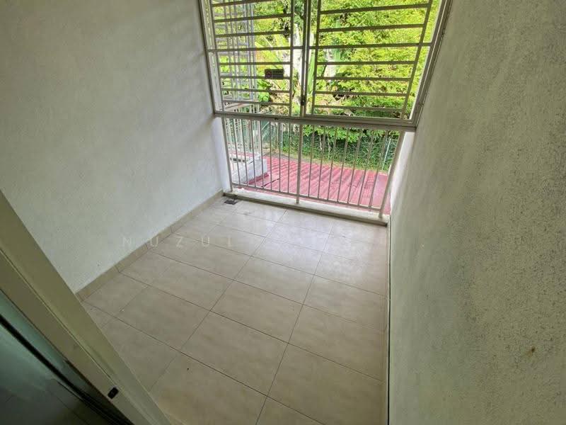 Rumah Teres 2-Tingkat untuk Dijual di Bandar Baru Bangi (Selangor) - NUZULHAKIMI . - Balcony - PropertyGuru.com.my