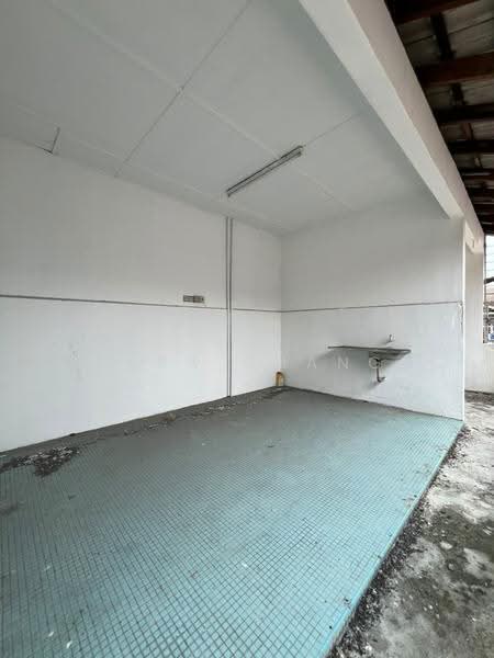 Shop / Office untuk Disewa di Taman Johor Jaya (Johor Bahru) - Vera Chang - Interior - PropertyGuru.com.my
