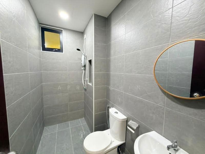 Apartment for Rent at KSL Bukit Gemilang - April Chin - Bathroom - PropertyGuru.com.my
