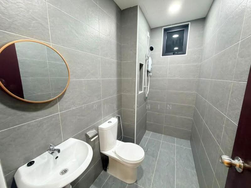 Apartment for Rent at KSL Bukit Gemilang - April Chin - Bathroom - PropertyGuru.com.my