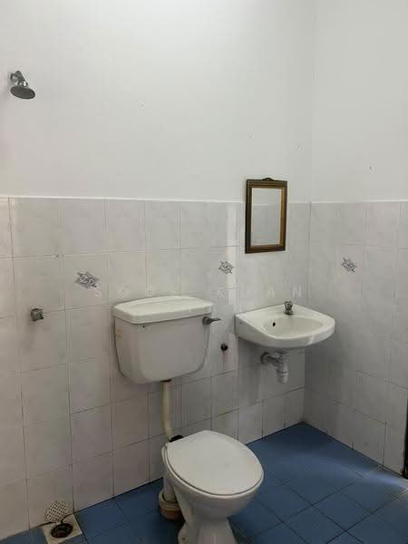 Terraced House for Sale in Bandar Puteri Klang (Klang) - Sook Kuan Chan - Bathroom - PropertyGuru.com.my