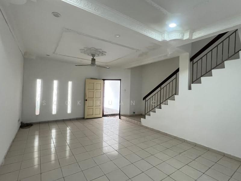 Terraced House for Sale in Bandar Puteri Klang (Klang) - Sook Kuan Chan - Living Room - PropertyGuru.com.my
