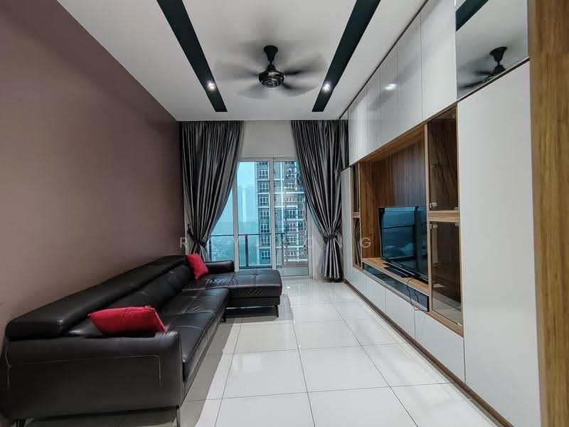 Kediaman Servis untuk Disewa di Eco Sky - Ray Kong - Living Room - PropertyGuru.com.my