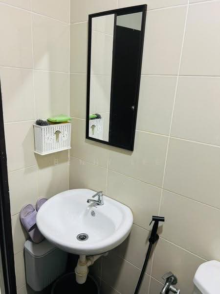 Kondominium untuk Disewa di Residensi Zamrud - Benny Lee - Bathroom - PropertyGuru.com.my