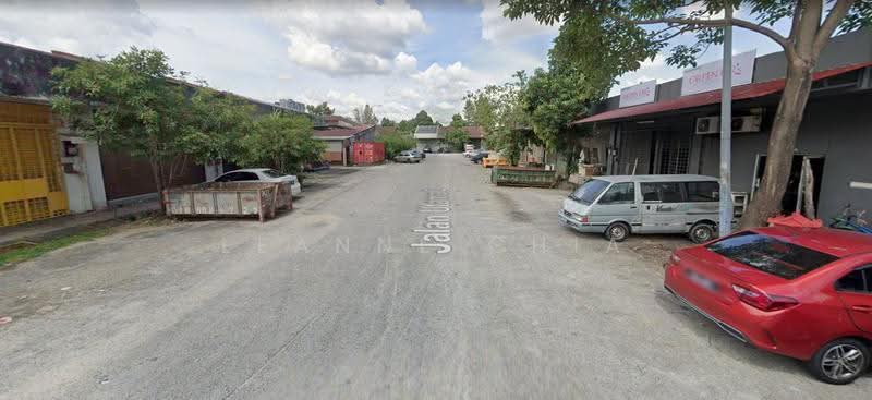 Warehouse for Rent in Taman Perindustrian Puchong Utama (Puchong) - Leanne Chia - Exterior - PropertyGuru.com.my